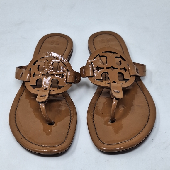 Tory Burch Miller Brown Patent Leather Flip Flop Style Sandals - Picture 2 of 6